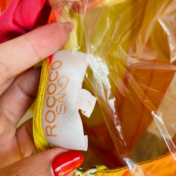 Rococo Sand - Picture 13 of 13